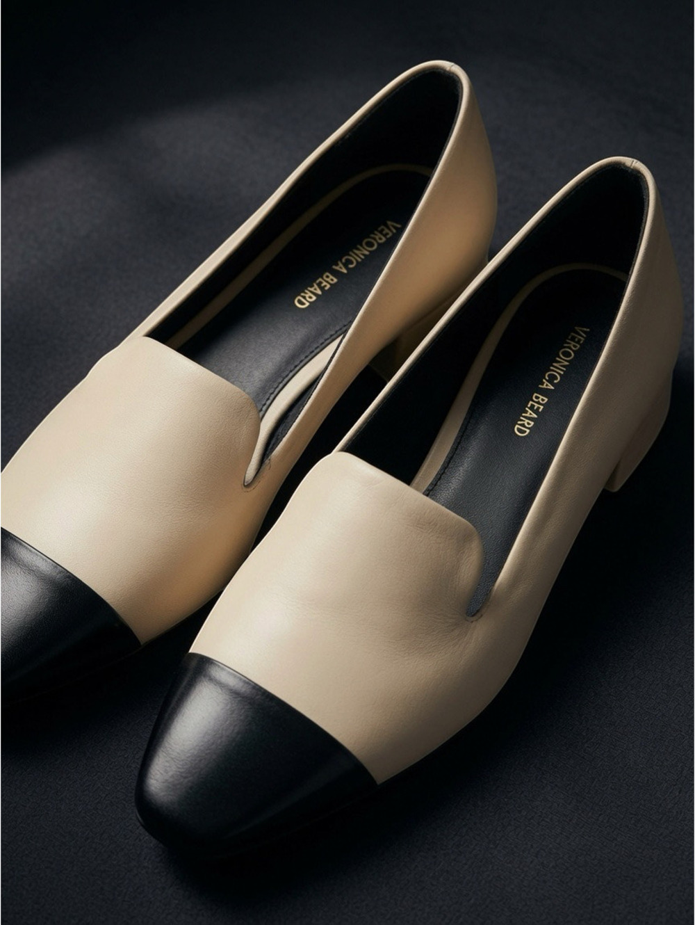 NWOT $375 MSRP Veronica Beard Two Tone Cap Toe Loafer Ecru Black Size 8.5 - Picture 3 of 7